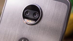 Qualcomm praises Moto Z2 Force and X4, explains their "Landmark Detection" camera feature
