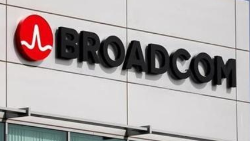Report: Broadcom to release its candidates for Qualcomm's board tomorrow as deal turns hostile