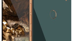 The Essential Phone is getting double tap to wake, EIS and Treble for fast updates