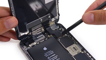 Tiny device, huge panic: overheating battery causes evacuation in Apple Store in Zurich