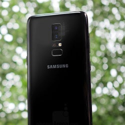 Galaxy S9 pops up on short video. Hey there, beautiful!