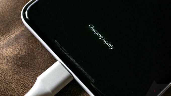 Cold temperatures slow down Pixel 2 XL charging despite misleading notification