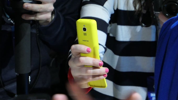 Nokia 8110 4G hands-on: the banana phone is back!