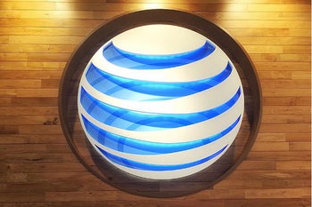 AT&T's 'unlimited' data throttling lawsuit to go ahead, paving the way for net neutrality repeal