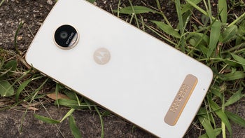 Lenovo denies reports of massive Motorola layoffs, says Moto Z family is safe for now