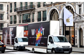 Huawei trolls Samsung and Apple with P20 ad trucks