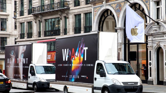 Huawei trolls Samsung and Apple with P20 ad trucks