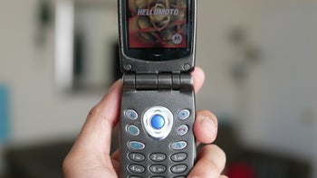 Old-school phones, modern reincarnations: Motorola MPx200