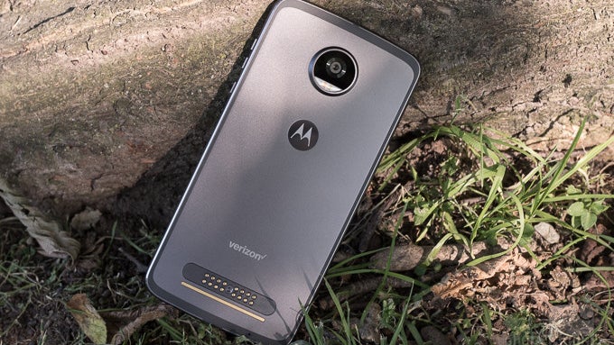 Motorola Moto Z3 Play partial specs revealed in FCC listing