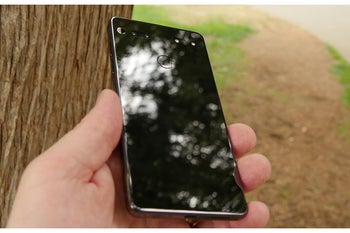 Essential Phone getting new Android 8.1 Oreo update with April security patch