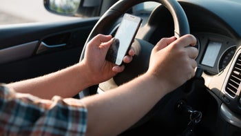 Survey shows that 'Do Not Disturb While Driving' makes the roads safer