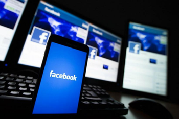 Facebook moves 1.5 billion users from Ireland to U.S. escaping EU privacy laws