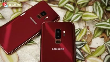 Galaxy S9 and S9+ in Burgundy Red appear in real life photos. Looking hot!