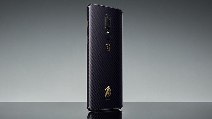 (UPDATE: It's official) OnePlus 6 Avengers Limited Edition shown off entirely in new render