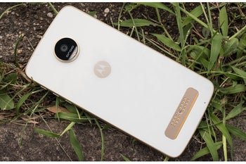 Moto Z Play getting Android 8.0 Oreo in the US