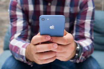2018 iPhone model could launch in three new colors, here's what they may look like!