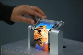 Huawei chooses BOE Technology to build OLED flexible displays for future foldable smartphones