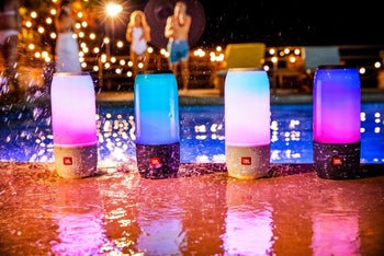 jbl pulse 3 water