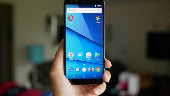 BLU Pure View hands-on