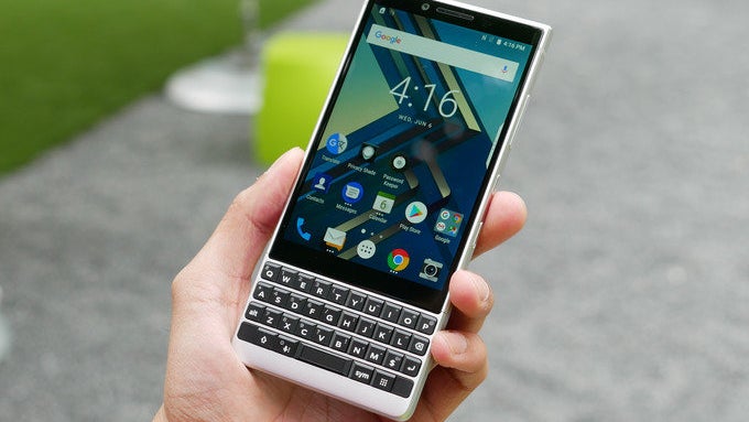 BlackBerry KEY2 hands-on: utility at its finest