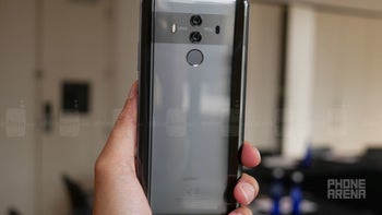 Huawei's Mate 20 Pro may feature a 6.9-inch OLED display from Samsung