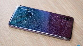 Huawei P20 Pro price dropped by $100 on eBay, only one color left