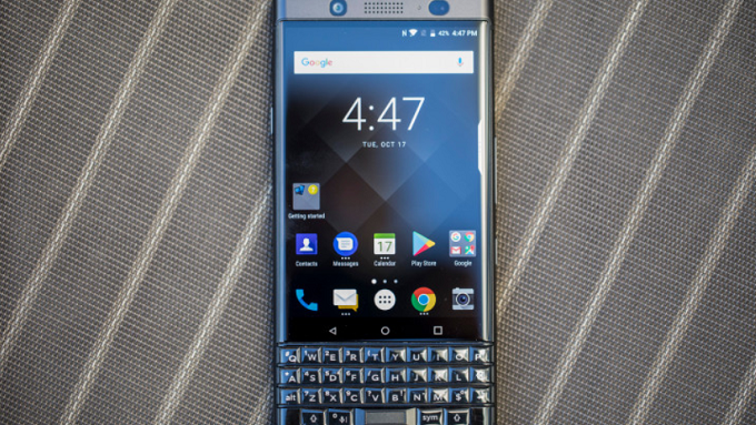BlackBerry KEYone receives 17MB update that preps it for Oreo