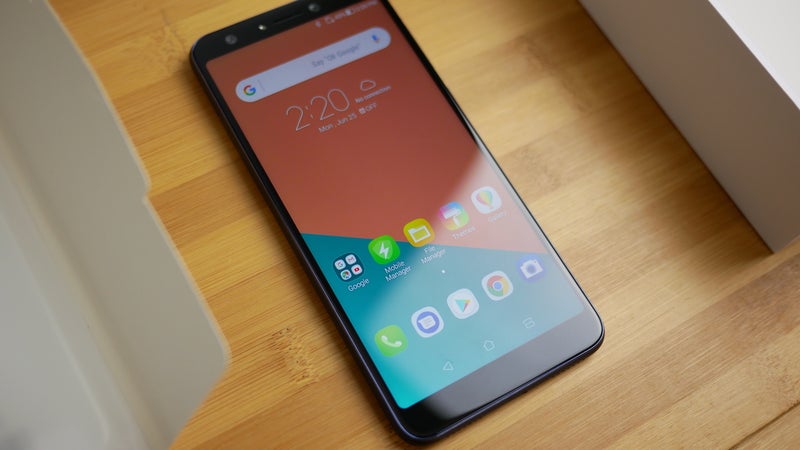 Asus Zenfone 5Q Unboxing: The first Zenfone 5 in the U.S. has landed!