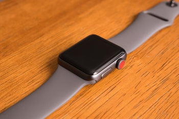T-Mobile offers buy one, get one half off deal on the Apple Watch Series 3