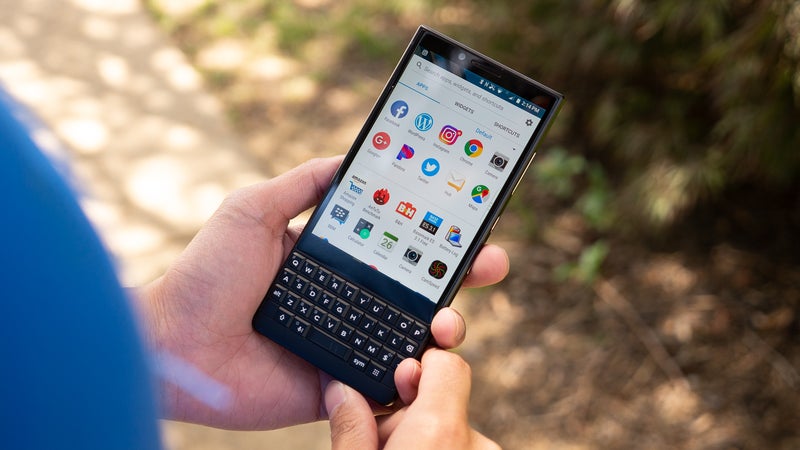 BlackBerry KEY2 goes on pre-order in Europe, prices start at €650