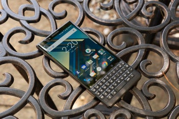BlackBerry KEY2 Lite, aka Luna, allegedly leaks out, should be cheaper than the regular KEY2