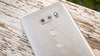 July security update is here for Verizon's LG V30 and Moto Z2 Force