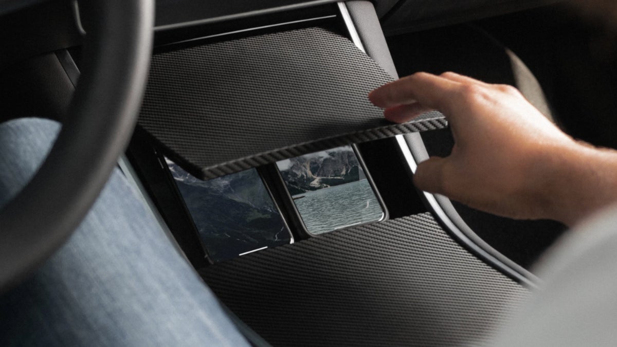 This new wireless charger is tailor-made for the Tesla Model 3