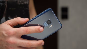 Samsung Galaxy S10 family rumored to include two models with in-display fingerprint sensors