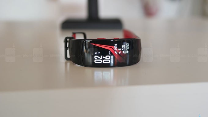 Deal: Save $70 on the water-resistant Samsung Gear Fit2 Pro