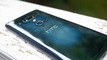 HTC’s ship continues to fill with water as revenue numbers drop further