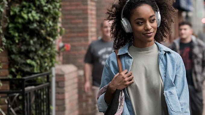 Deal: Bose QC35 II noise-cancelling headphones price drops below $300 for a limited time