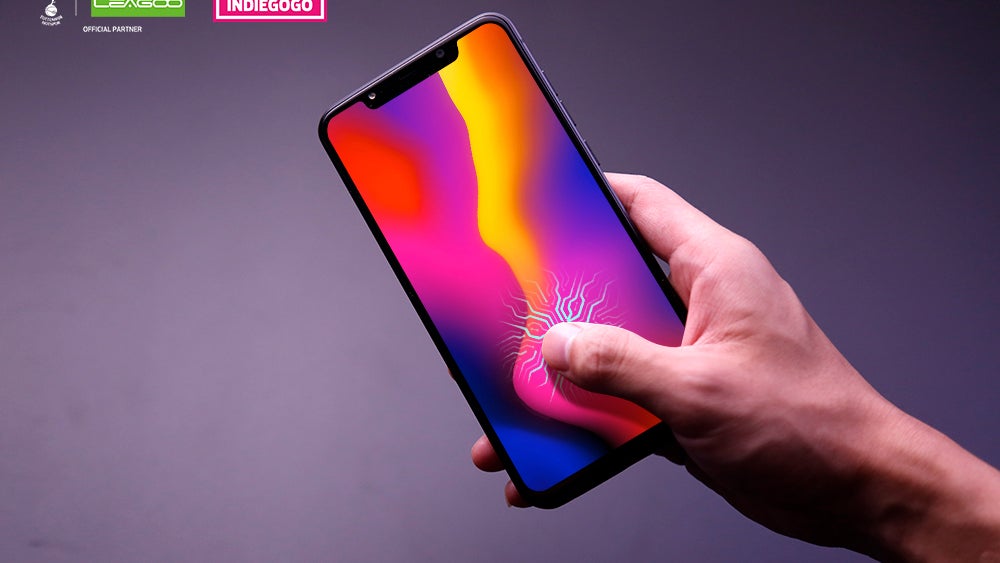 The Leagoo S10 has an in-display fingerprint scanner, tons of features, $300 price tag