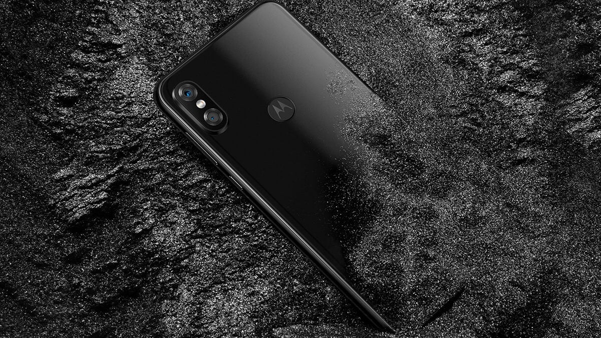 Motorola P30 goes official as China's latest low-cost iPhone X clone