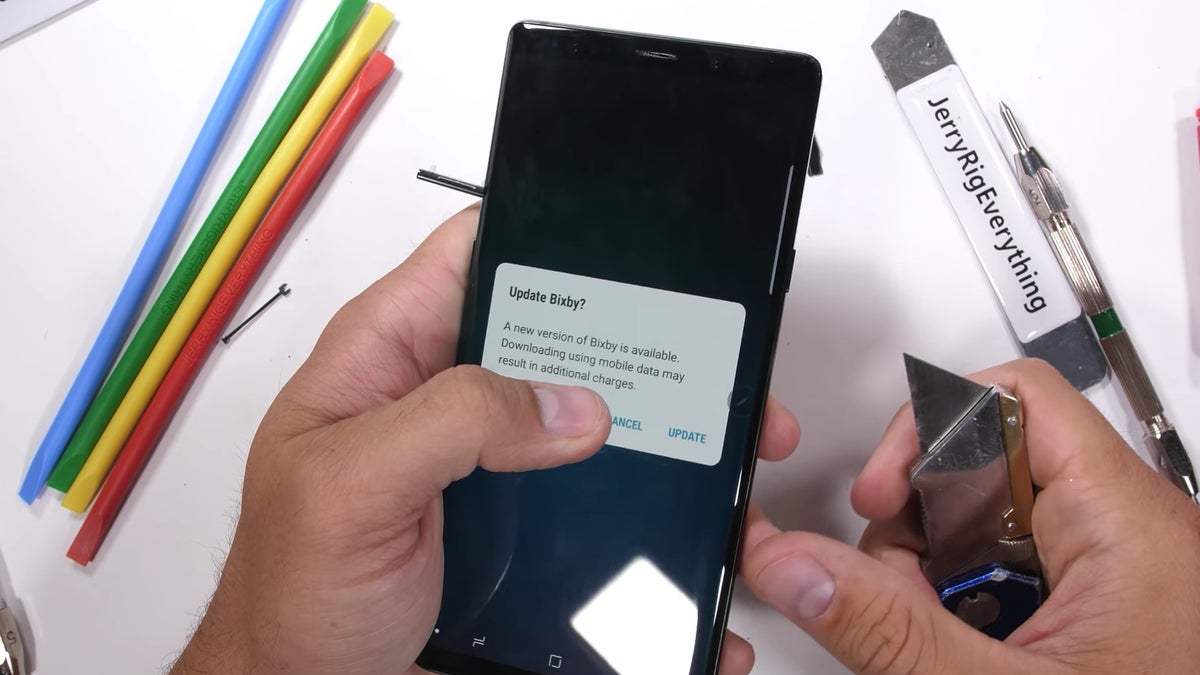 Samsung Galaxy Note 9 durability test reveals a bizarre little build flaw