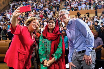 Tim Cook about to cash in on Apple's rally with $120 million payday