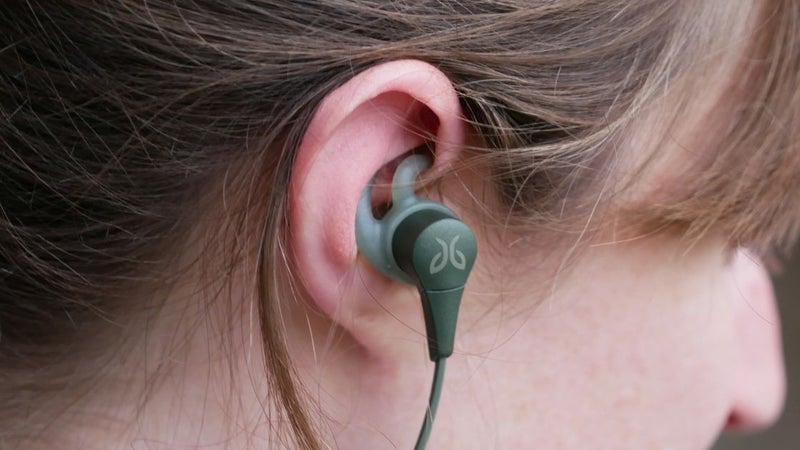 Jaybird X4 Wireless Sport Headphones hands-on: finally a waterproof design