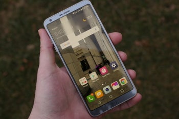 T-Mobile's LG G6 is now almost as cheap as the (inferior) LG Q7+