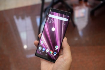 Sony Xperia XZ3 vs XZ2 Premium vs XZ2: Main differences