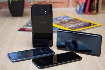 Samsung working on a device with four main cameras, unusual chain of tweets suggests