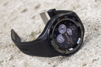 You only have a few more hours to snap up a $190 Huawei Watch 2 (37 percent off)