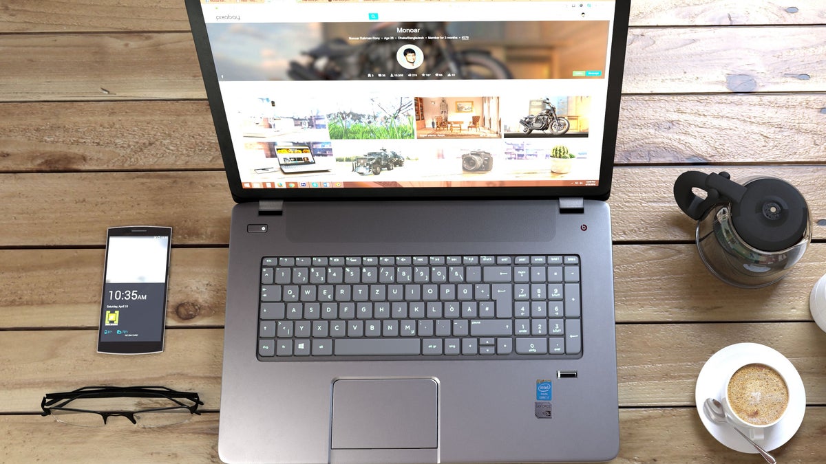 Your Phone Windows app will let you write text messages from your PC