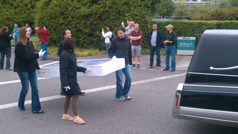 8 years ago today: Microsoft threw this dreadful parade to celebrate the "death" of the iPhone