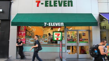 7-Eleven officially rolling out Apple Pay support to stores across the U.S.