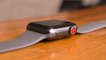 Apple Watch Series 4 bezel-less design confirmed in front panel leak